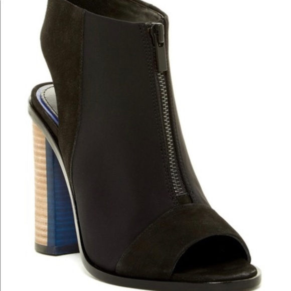Elie Tahari neoprene zip front stacked wooden heel peep toe ankle bootie sandal - Picture 3 of 6